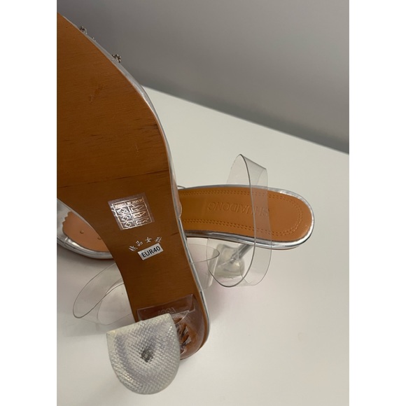 ❌SOLD❌ Rhinestone Decor Clear High Heels - Picture 10 of 10